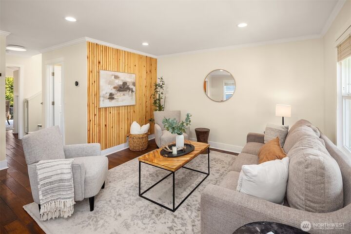 Property Photo: 1016 NE 95th Street WA 98115