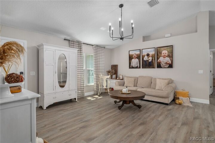 Property Photo: 129 W Gondolier Place FL 34434