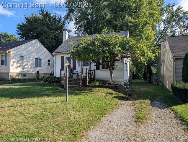 Property Photo:  36255 Manila Avenue  MI 48186 