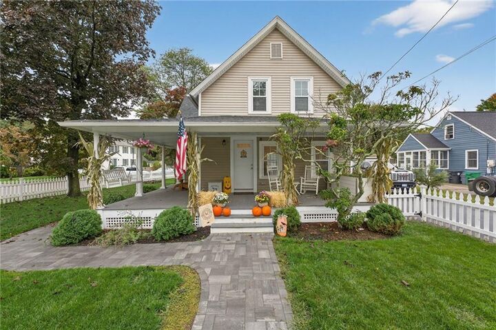 352 Church Avenue  Warwick RI 02889 photo