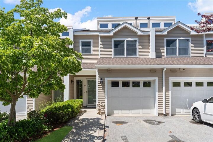 43 Lawton Brook Lane  Portsmouth RI 02871 photo
