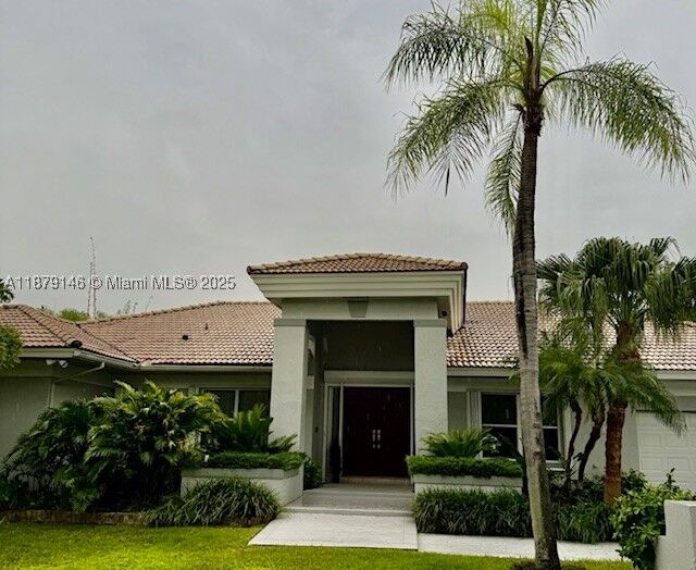 Property Photo: 7425 SW 170th Ter FL 33157