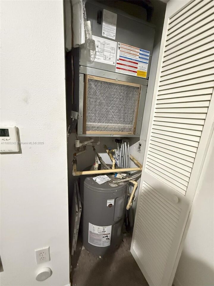 Property Photo: 200 SW 117th Ter 10103 FL 33025