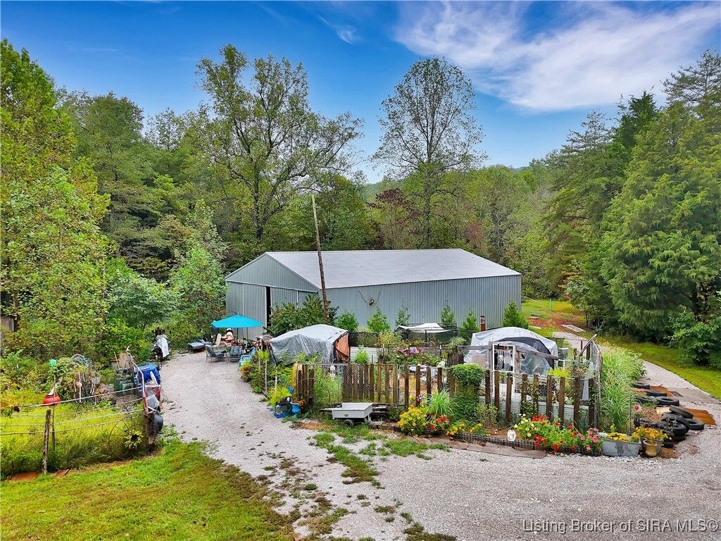 Property Photo:  6653 Lincoln Springs Road NW  IN 47115
