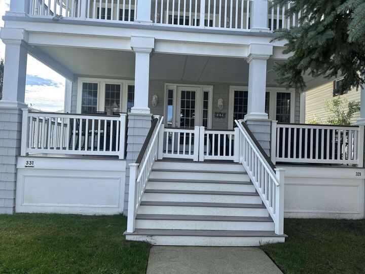 Property Photo:  329 Ocean Ave 1st Floor  NJ 08226 