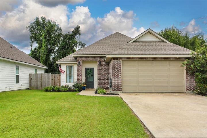 833 N Huval Drive N  Lake Charles LA 70611 photo