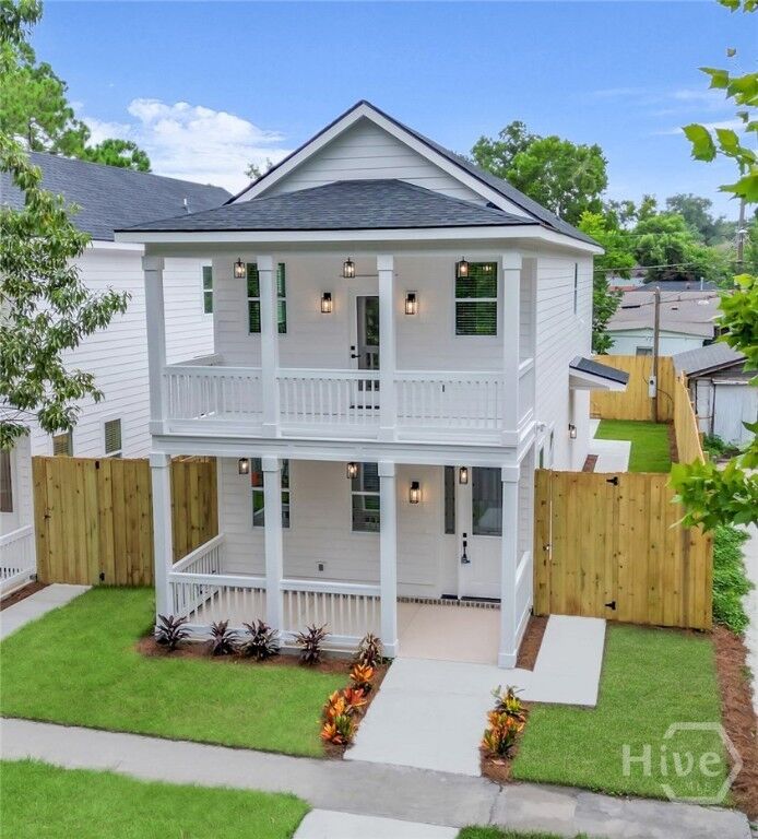 Property Photo: 904 E 33rd Street GA 31401