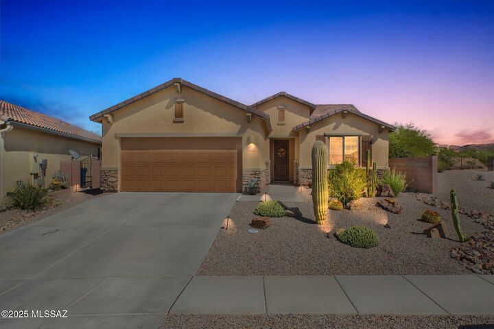 Property Photo: 14049 E Barouche Drive AZ 85641