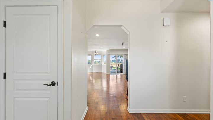 Property Photo:  3912 Meadow View Dr  WA 99301 
