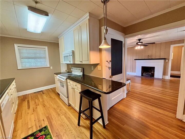 Property Photo: 522 Butler Street NC 27041