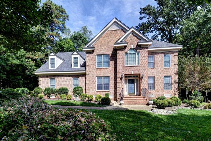 205 Holly Hills Drive  Williamsburg VA 23185 photo