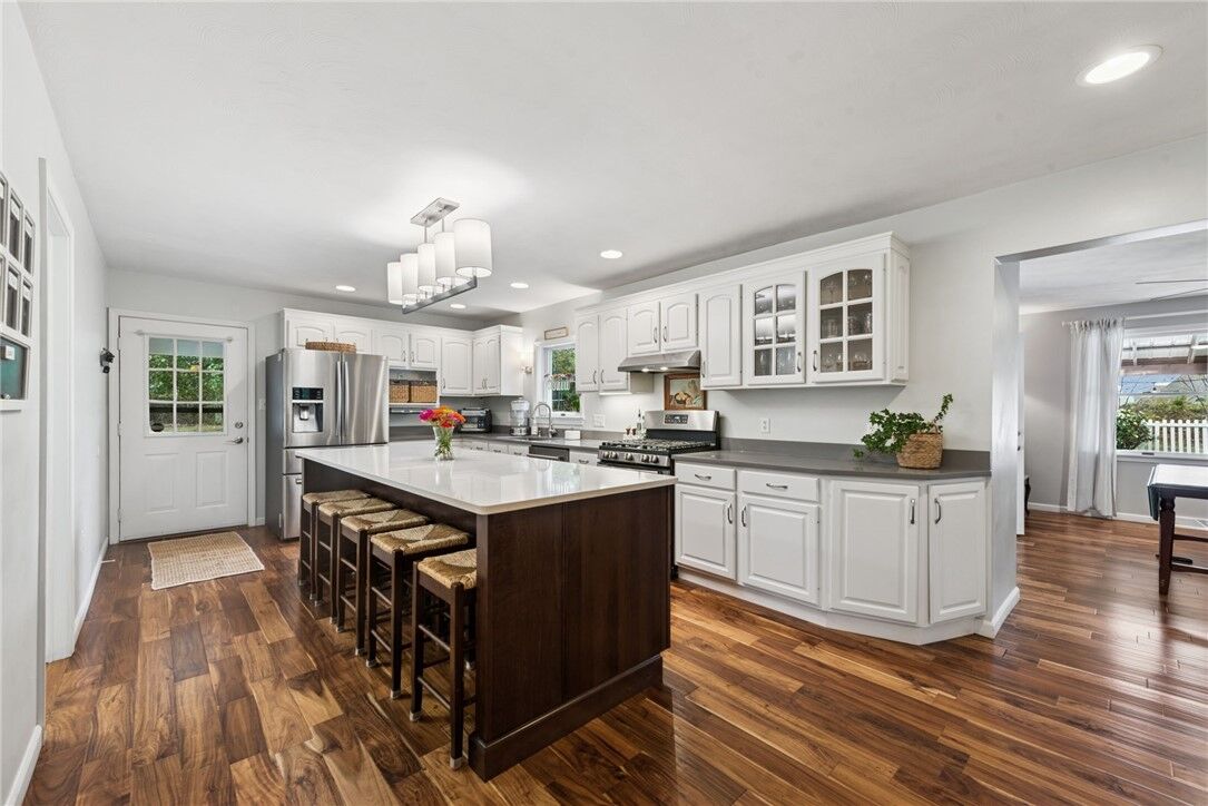 Property Photo:  100 Howell Ln  PA 15644 