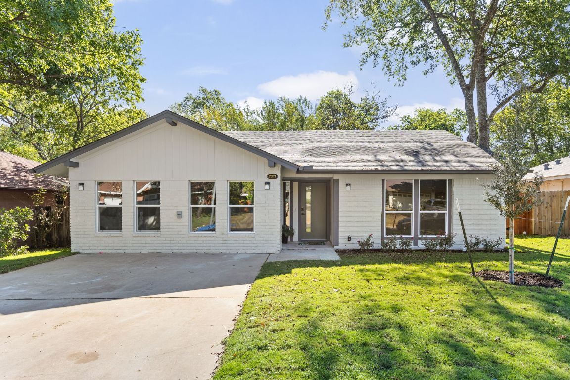 Property Photo: 10101 Woodhaven Drive TX 78753