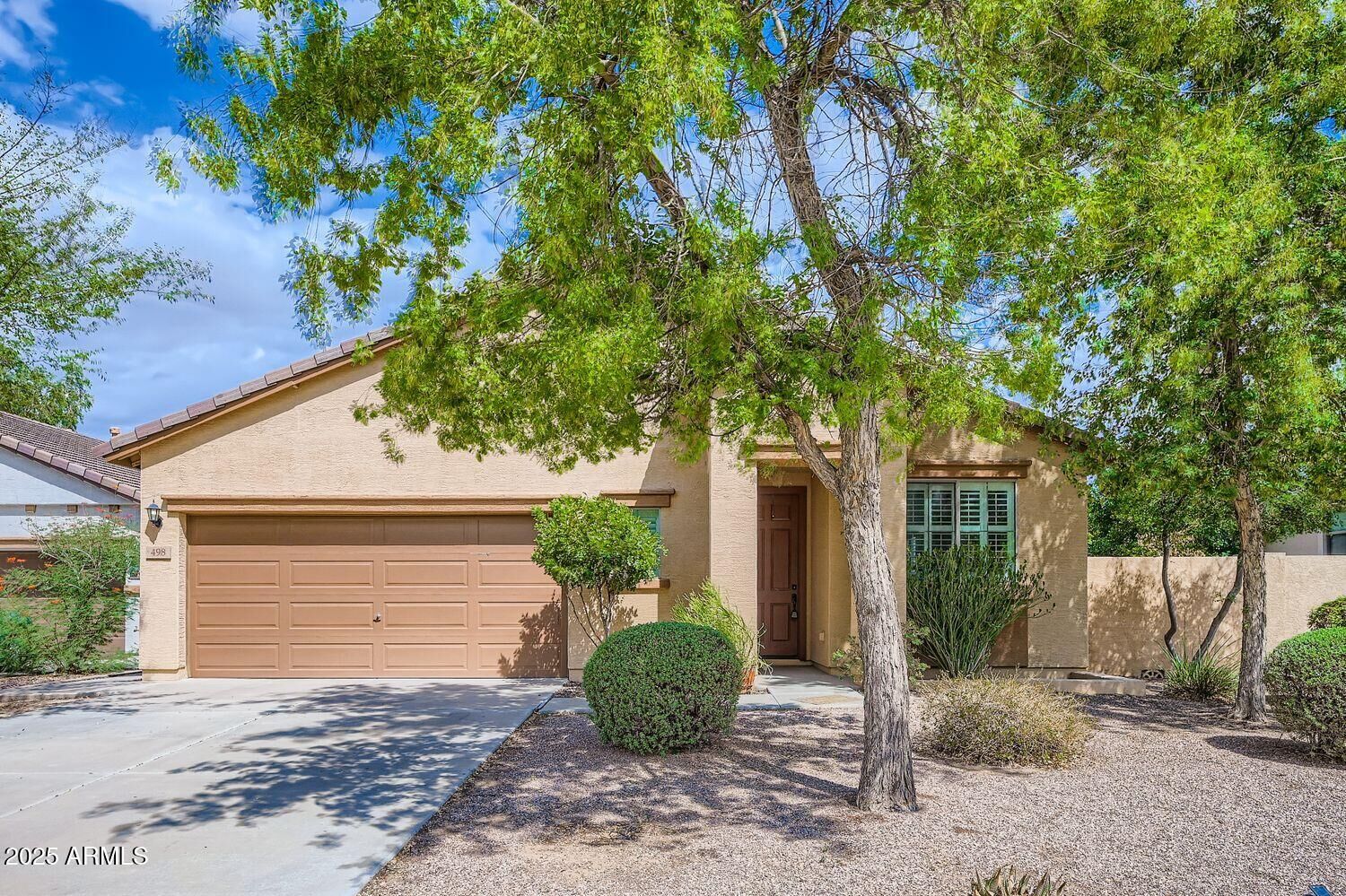 Property Photo:  498 E Trellis Road  AZ 85140 