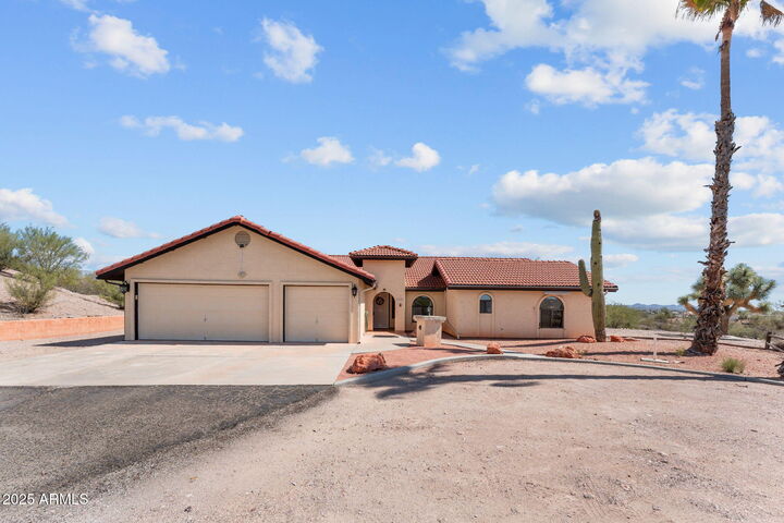 Property Photo: 1750 Easy Street AZ 85390