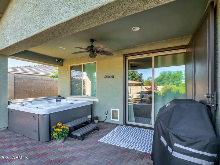 Property Photo:  7823 S 23rd Place  AZ 85042 