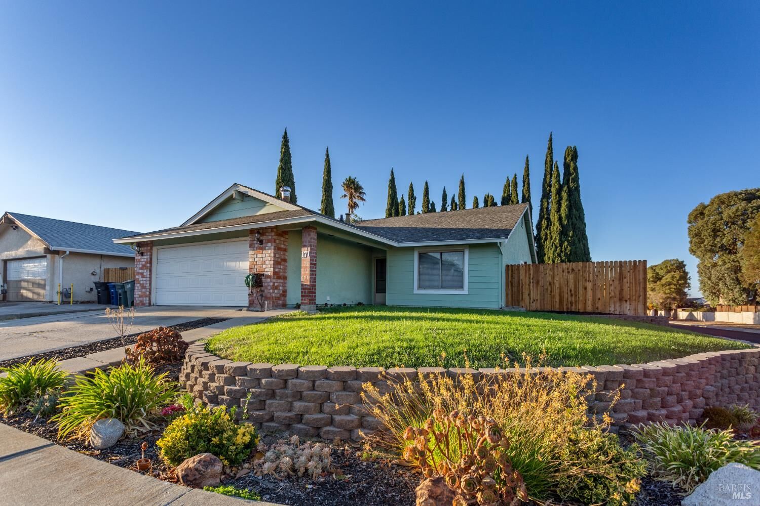 Property Photo: 171 Clipper Drive CA 94565