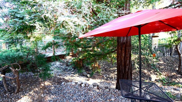 Property Photo:  31 Springhill Court  CA 95409 