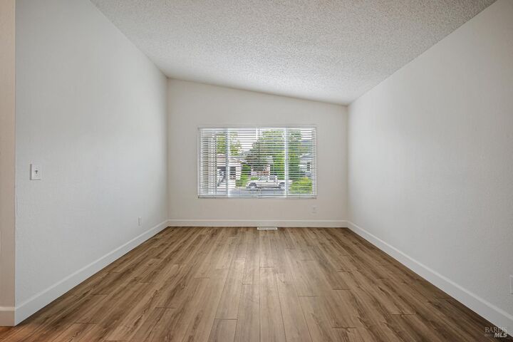 Property Photo: 1523 Gary Court CA 94928