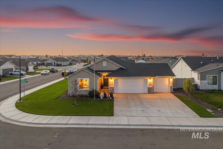16383 Sandon Ave  Caldwell ID 83607 photo