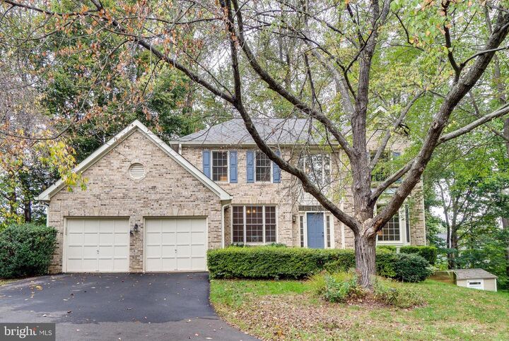 8004 Chippenham Court  Fairfax Station VA 22039 photo