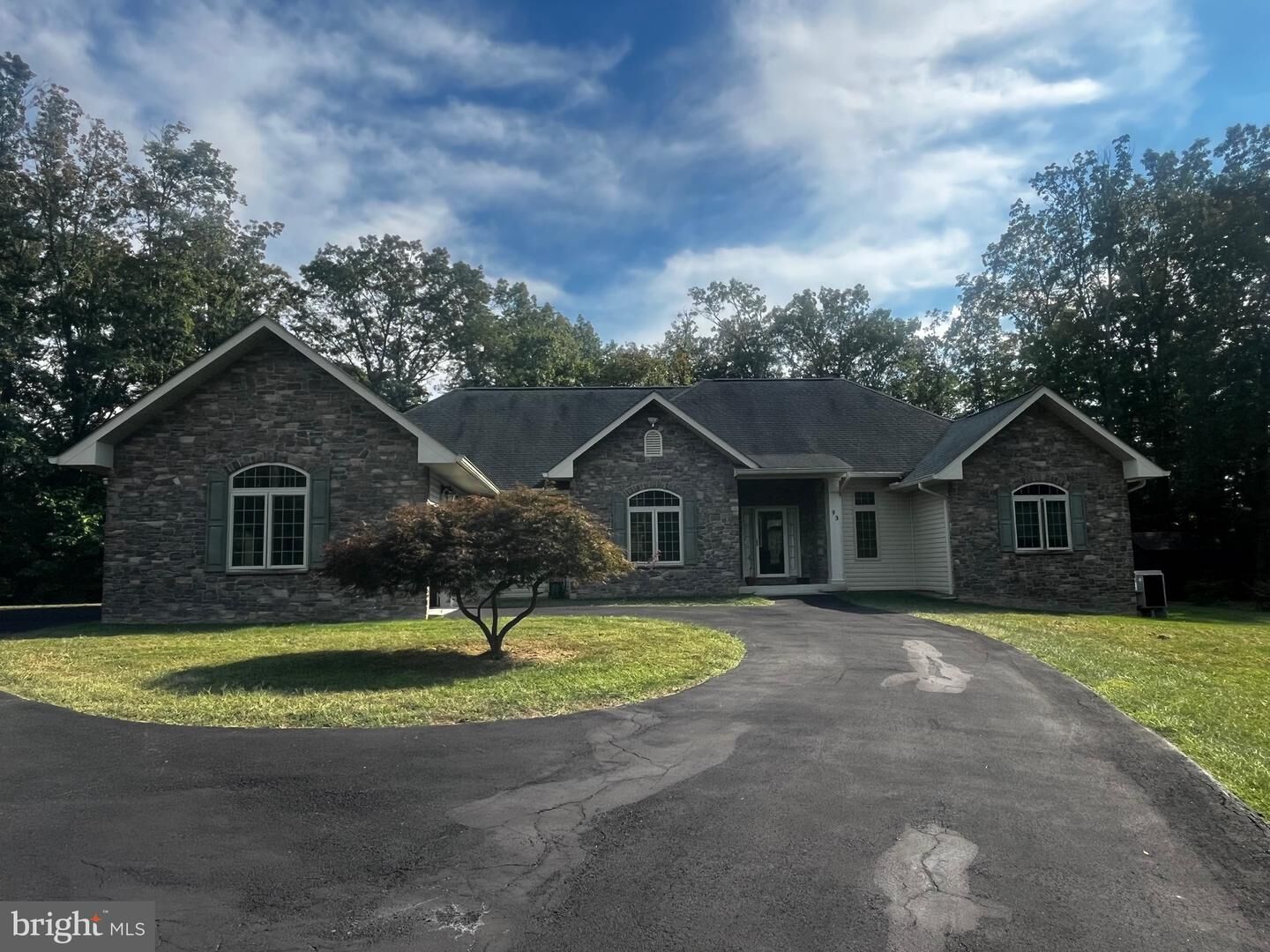 Property Photo:  93 Laura Lane  VA 22630 