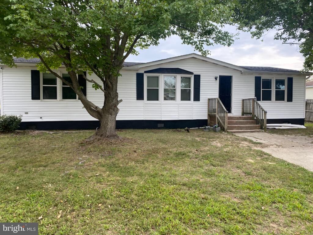 Property Photo:  22436 Macarthur Boulevard  MD 20619 