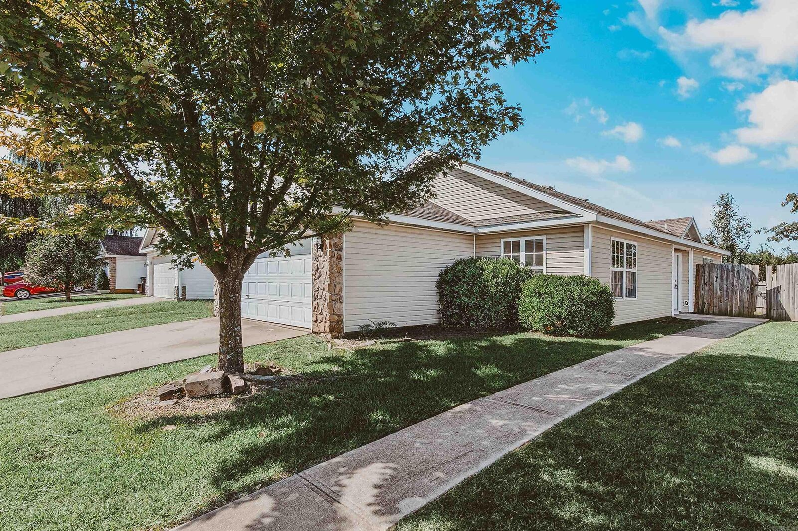 Property Photo: 393 Cascade Circle AR 72764