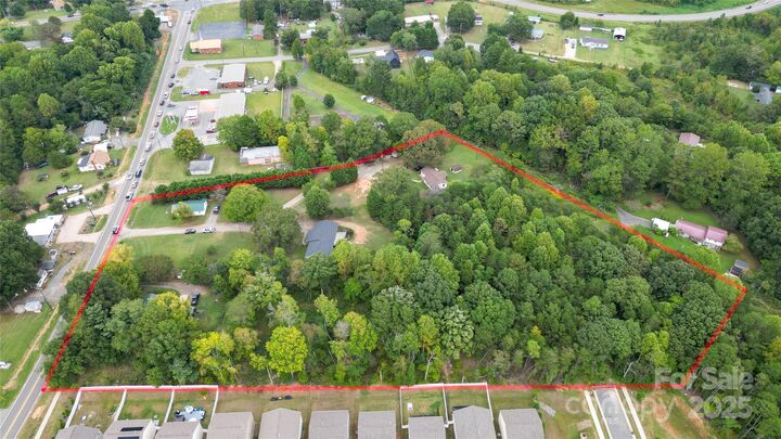 Property Photo: 2209 Charlotte Highway NC 28117