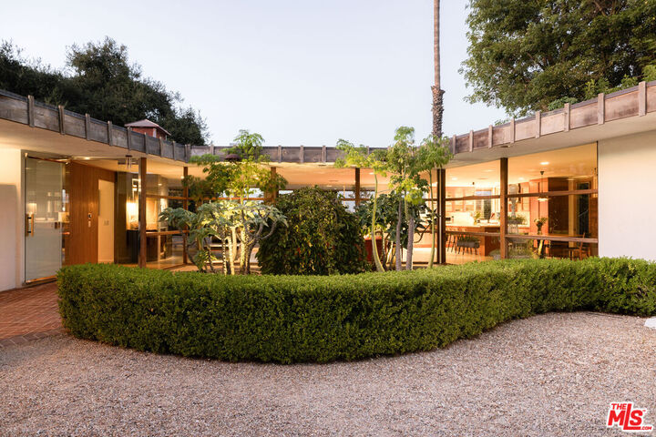 Property Photo: 3307 Bonnie Hill Dr CA 90068