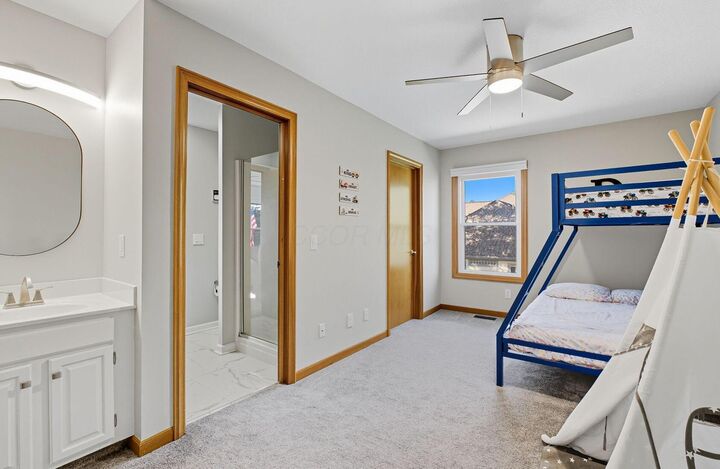 5962 Heritage Lakes Drive  Hilliard OH 43026 photo