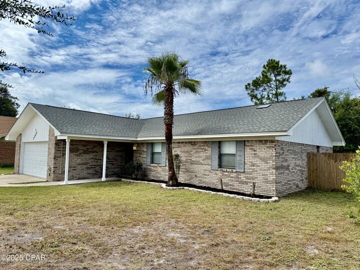 Property Photo: 7723 Betty Louise Drive FL 32404