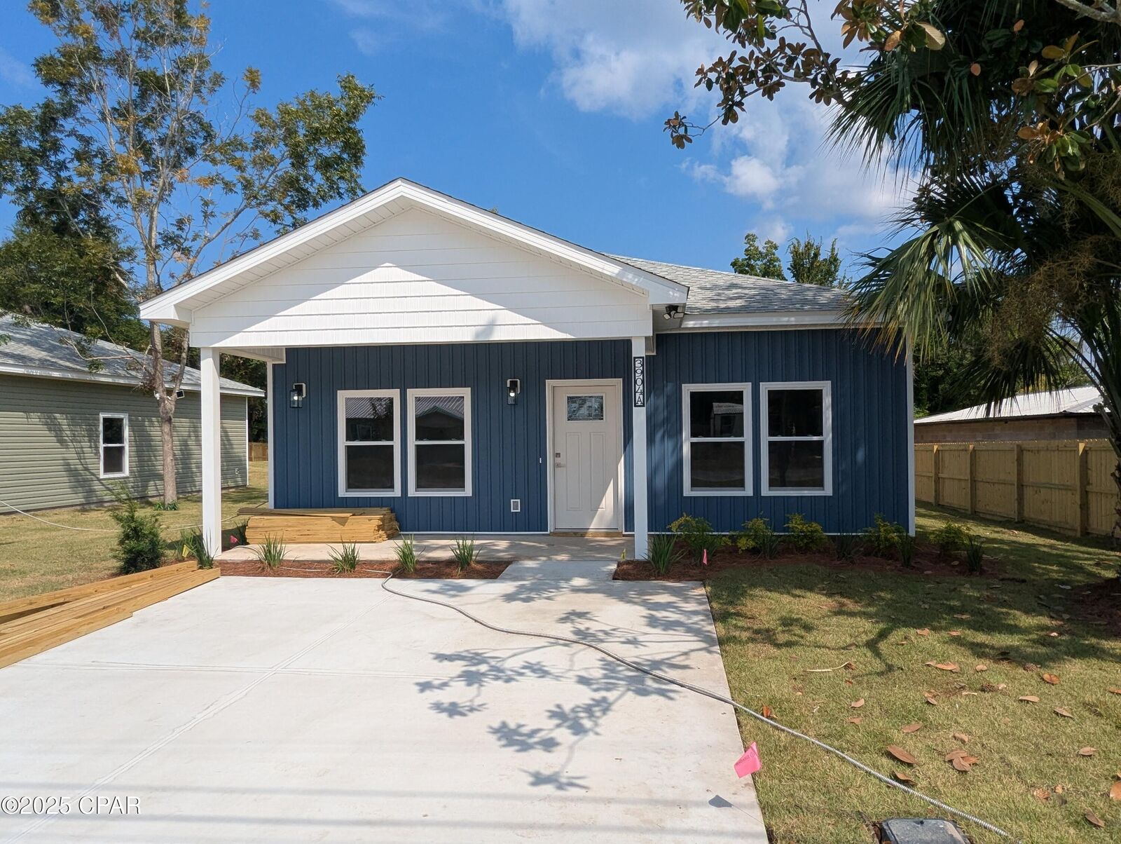 Property Photo:  3904 W 26th St A Street  FL 32405 