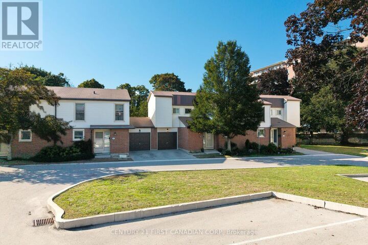 Property Photo: 770 Fanshawe Park Road East 20 ON N5X 1L5