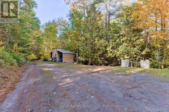 Photo de la propriété:  542 A Rantz Road  ON K8H 2W8 