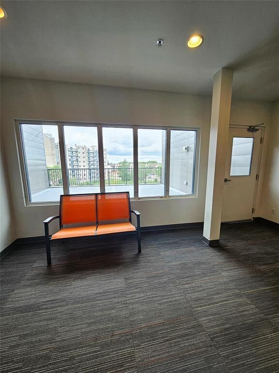 Photo de la propriété:  2300 Pembina Highway  MB R3T 2H3 