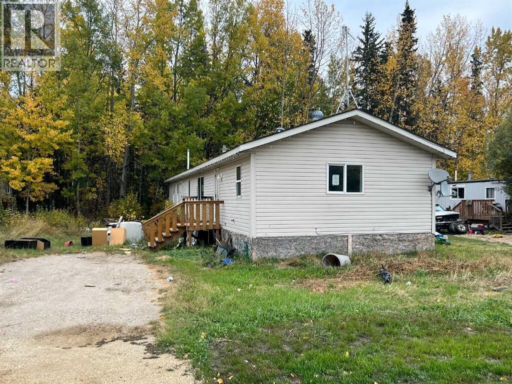 Property Photo:  24 3 Avenue  AB T0G 0X0 