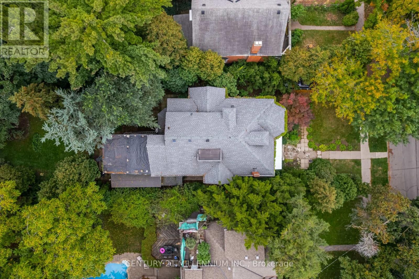 Property Photo:  99 Blake Street  ON L8M 2S7 