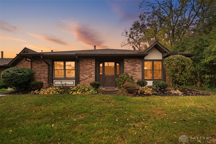 Property Photo:  7111 Fallen Oak Trace  OH 45459 