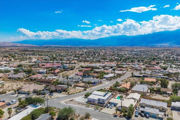 Property Photo:  11635 Upland Way  CA 92240 