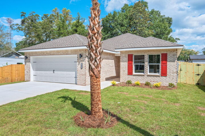 Property Photo: 151 N Booker Street FL 32536