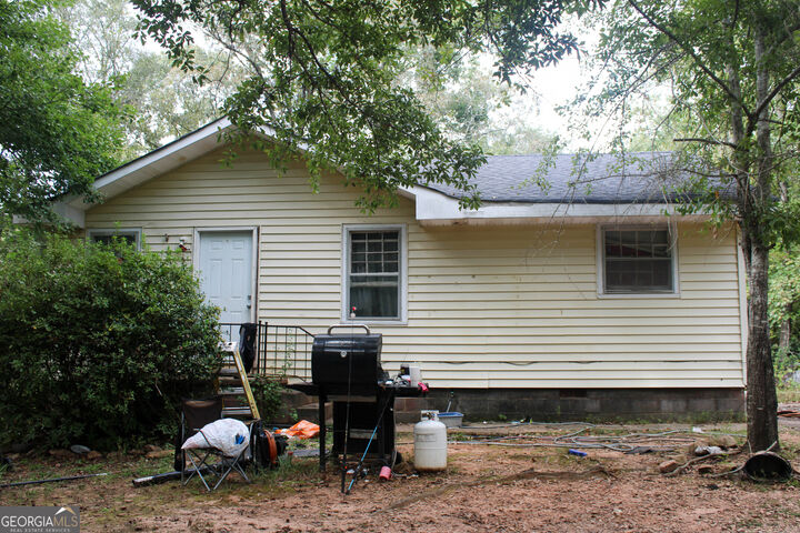 Property Photo:  311 Tomme Road  GA 30240 
