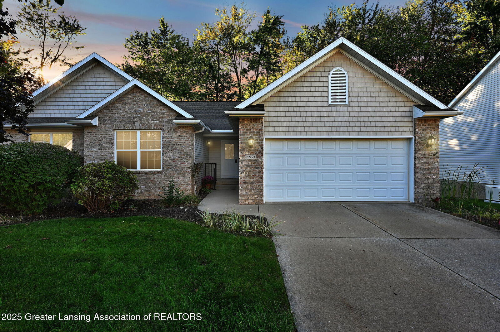 Property Photo: 1521 Nottingham Forest Trail MI 48895