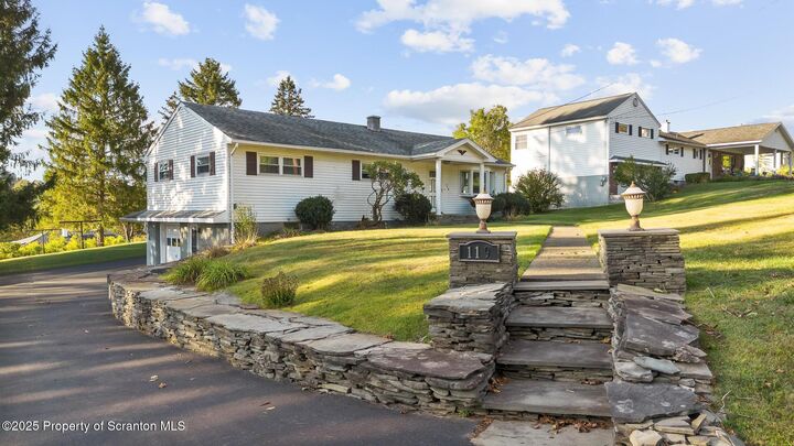 Property Photo:  119 Leach Hill Road  PA 18411 