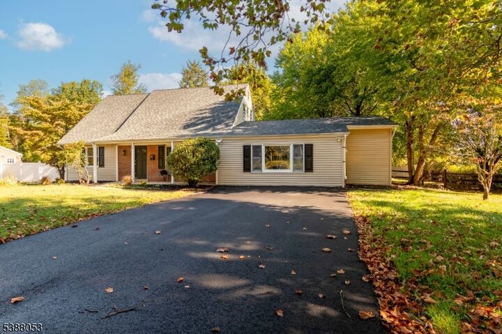 199 Berger St  Franklin Twp. NJ 08873 photo