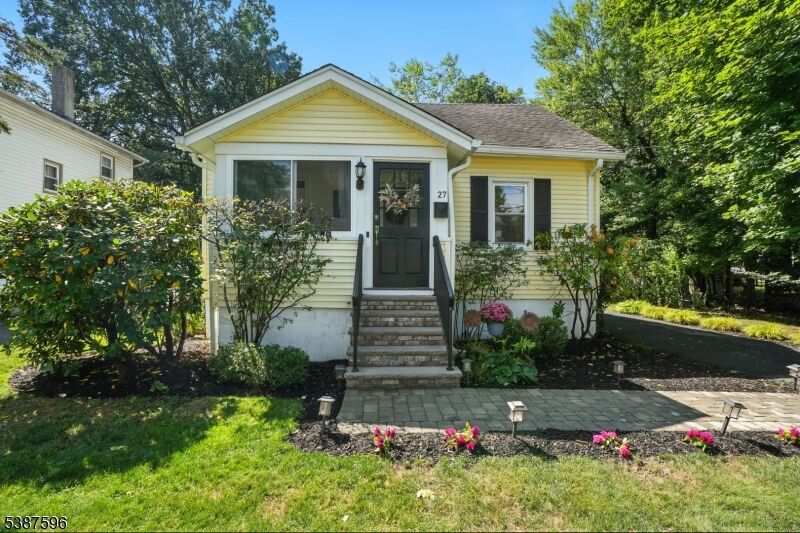 Property Photo:  27 Filmore Ave  NJ 07039 