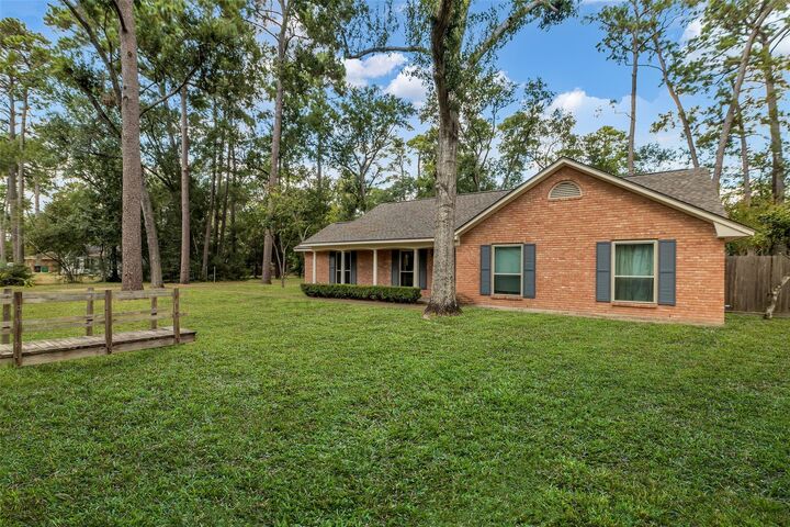 Property Photo: 9830 Warwana Road TX 77080