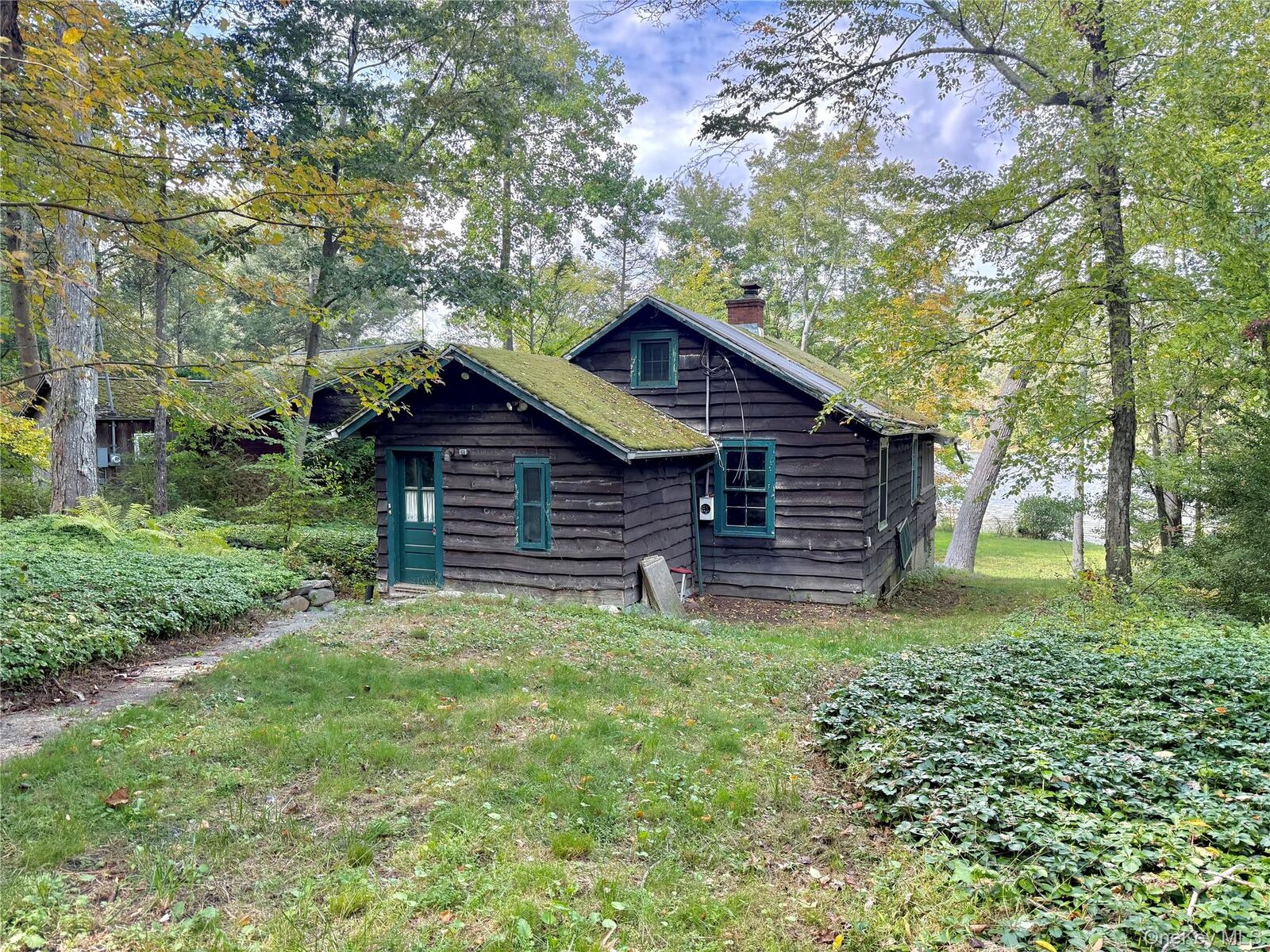 Property Photo:  31 South Shore  NY 10590 