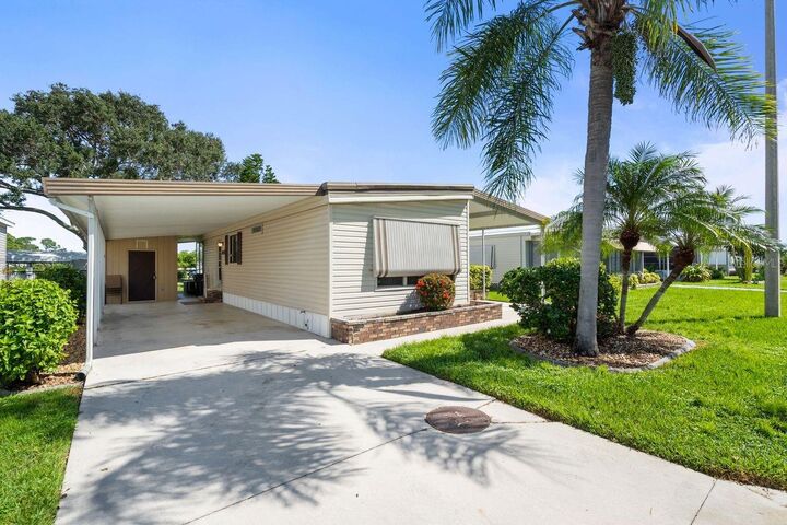 Property Photo:  712 Fairmount Drive  FL 34287 