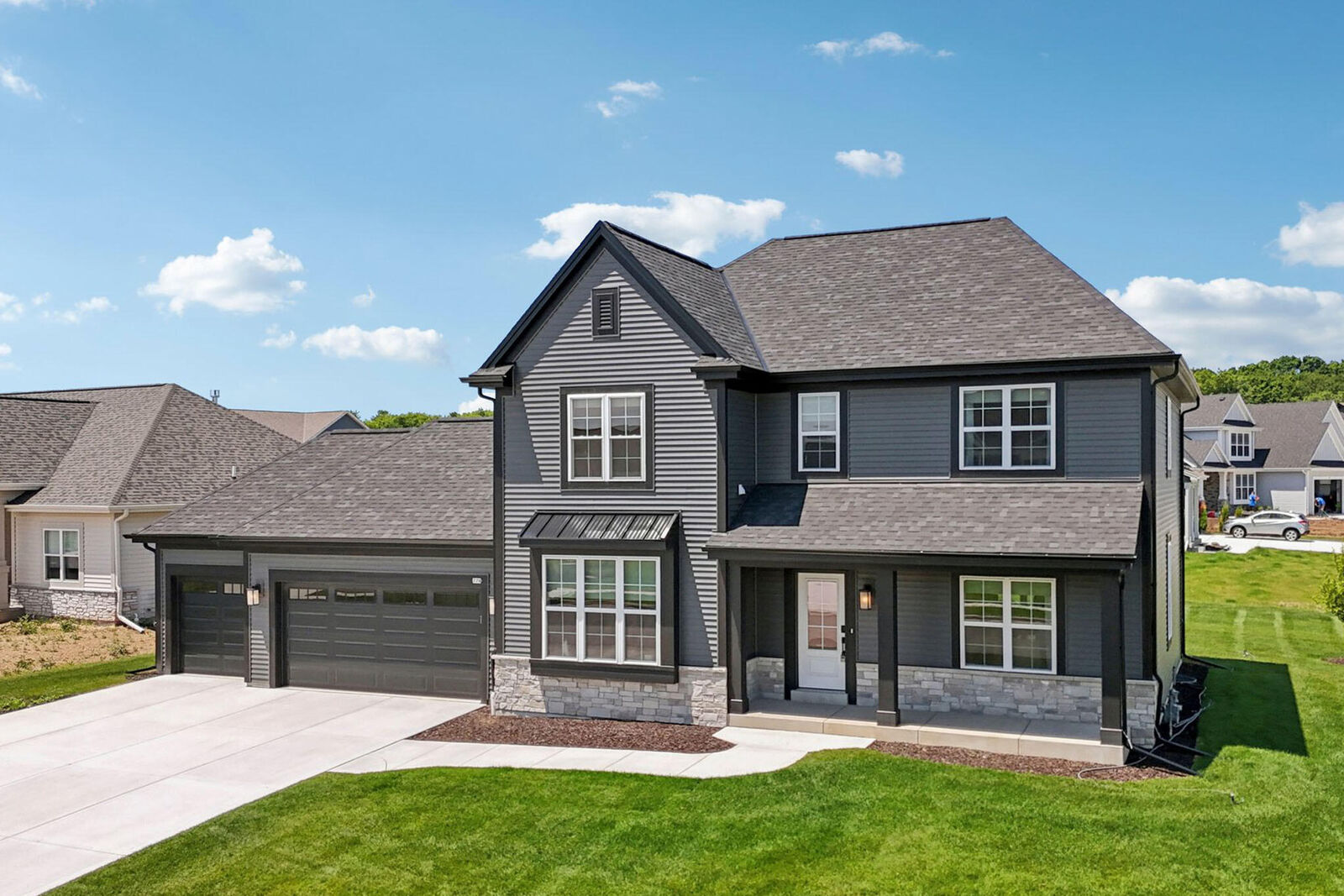 Property Photo:  779 Kohlwey Dr Lt28  WI 53024